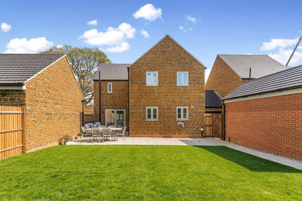 Cherwell Gate Bodicote